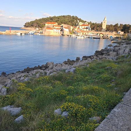 Apartments Suncica Mali Losinj Ngoại thất bức ảnh