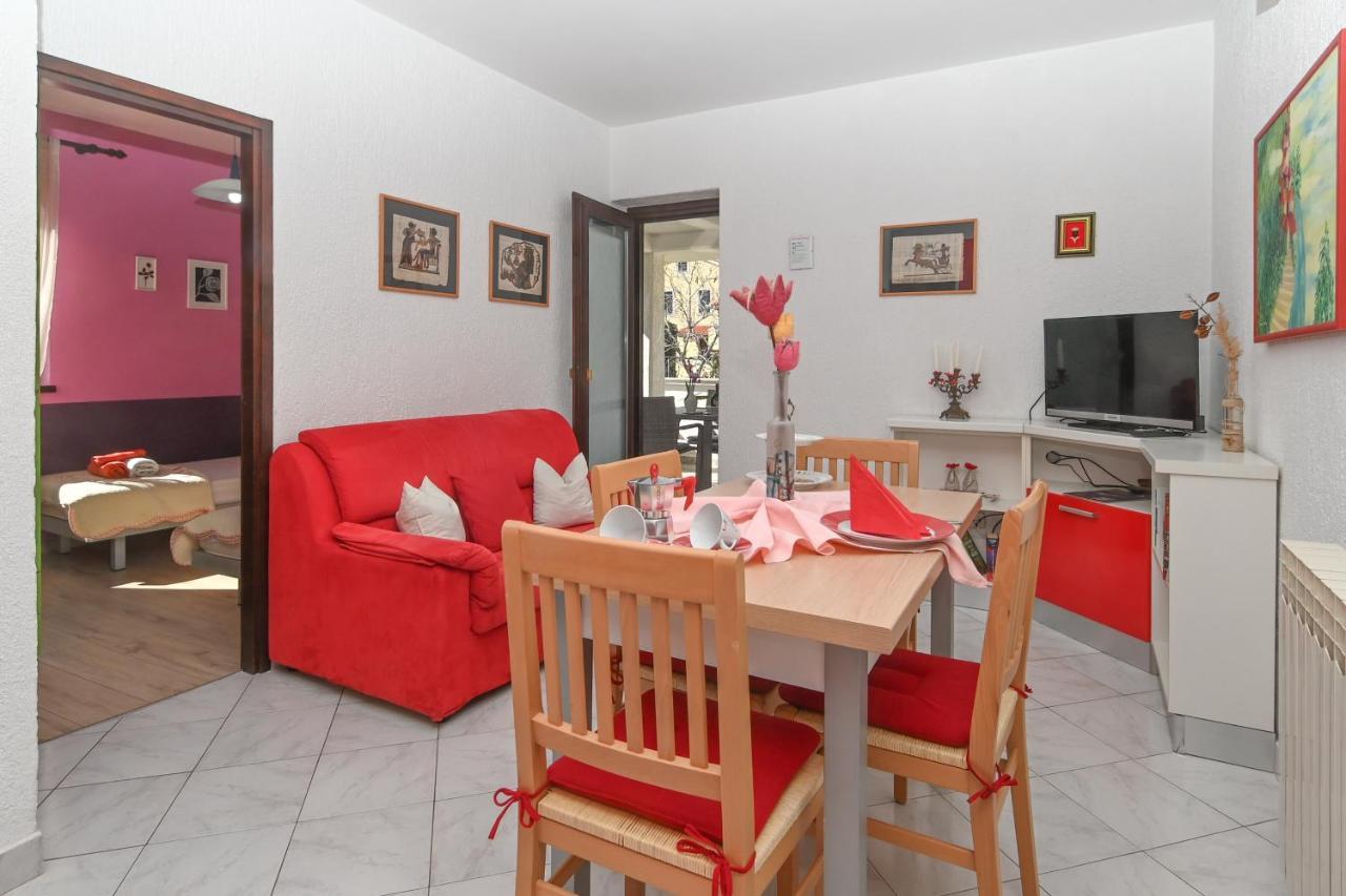 Apartments Suncica Mali Losinj Ngoại thất bức ảnh