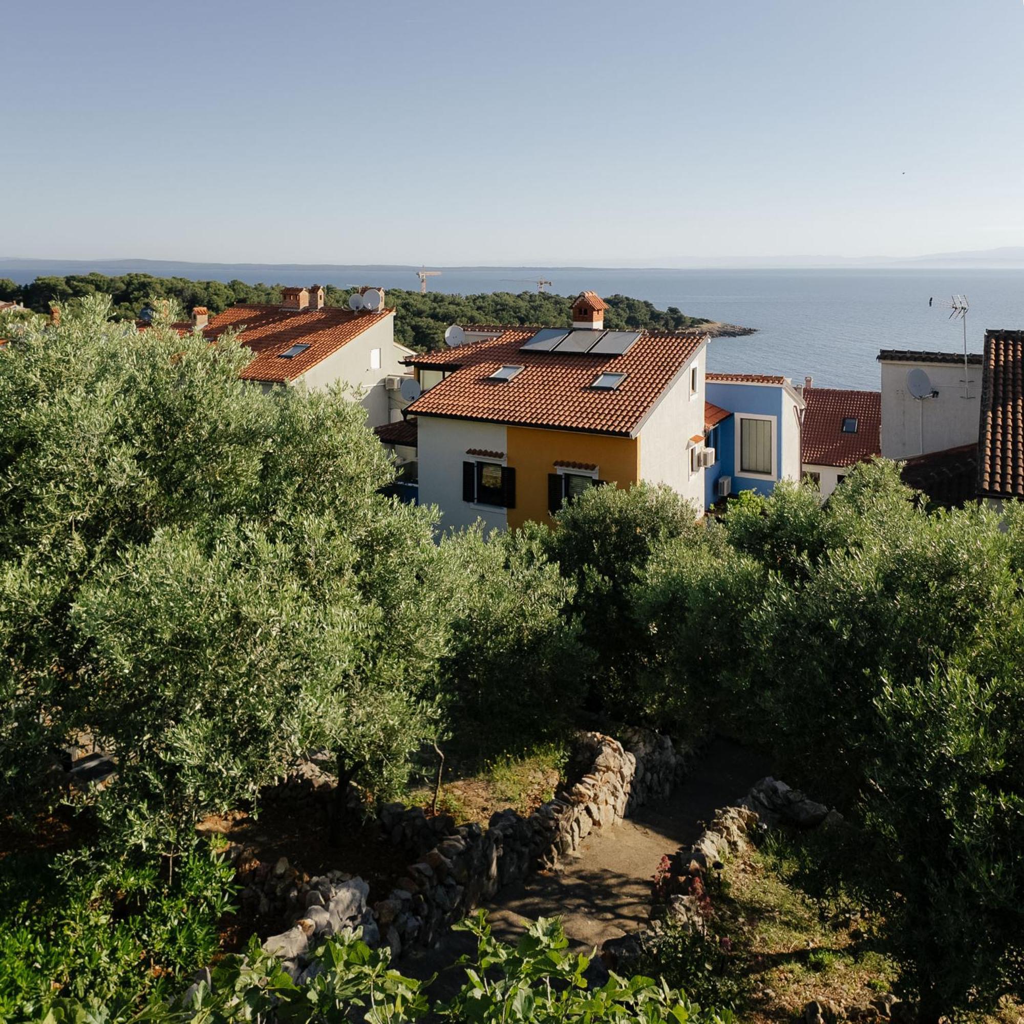 Apartments Suncica Mali Losinj Ngoại thất bức ảnh