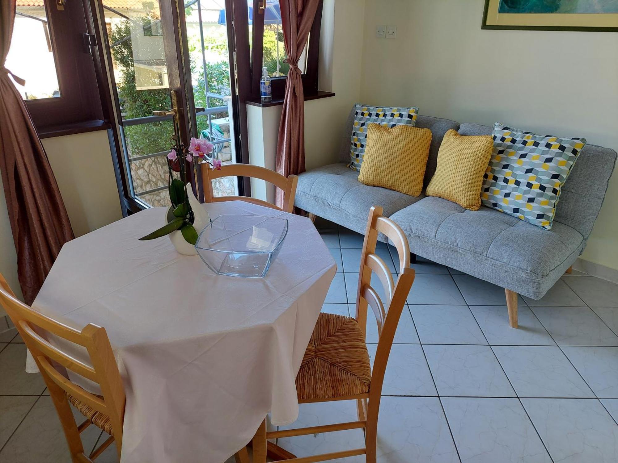 Apartments Suncica Mali Losinj Ngoại thất bức ảnh