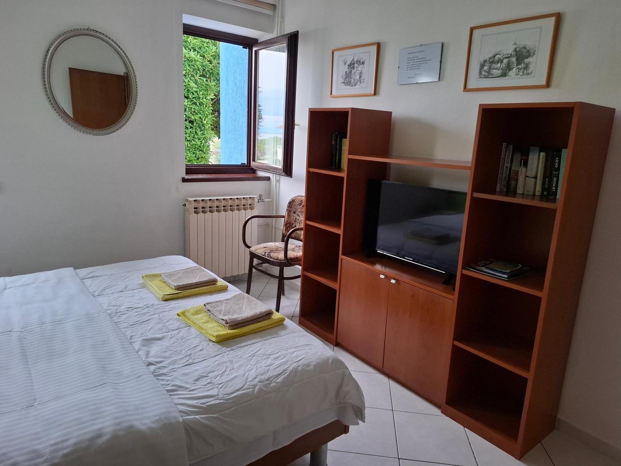 Apartments Suncica Mali Losinj Ngoại thất bức ảnh
